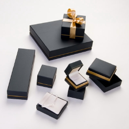 Reveal Jewelry Packaging - Black