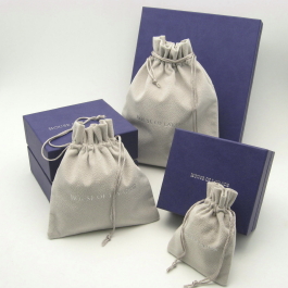 Silktouch Nuba Reveal boxes with Pigpell Suede pouches